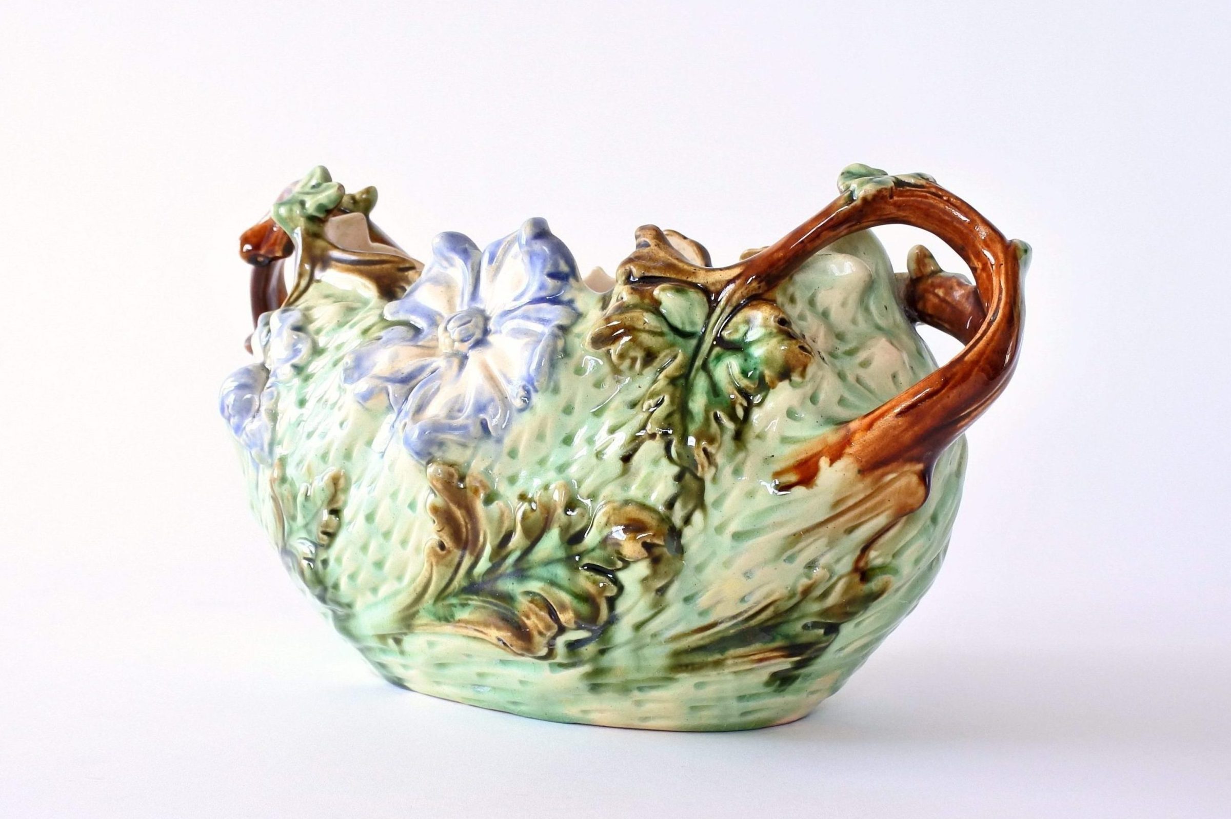 Jardinière in ceramica barbotine con fiori blu su fondo turchese - 2