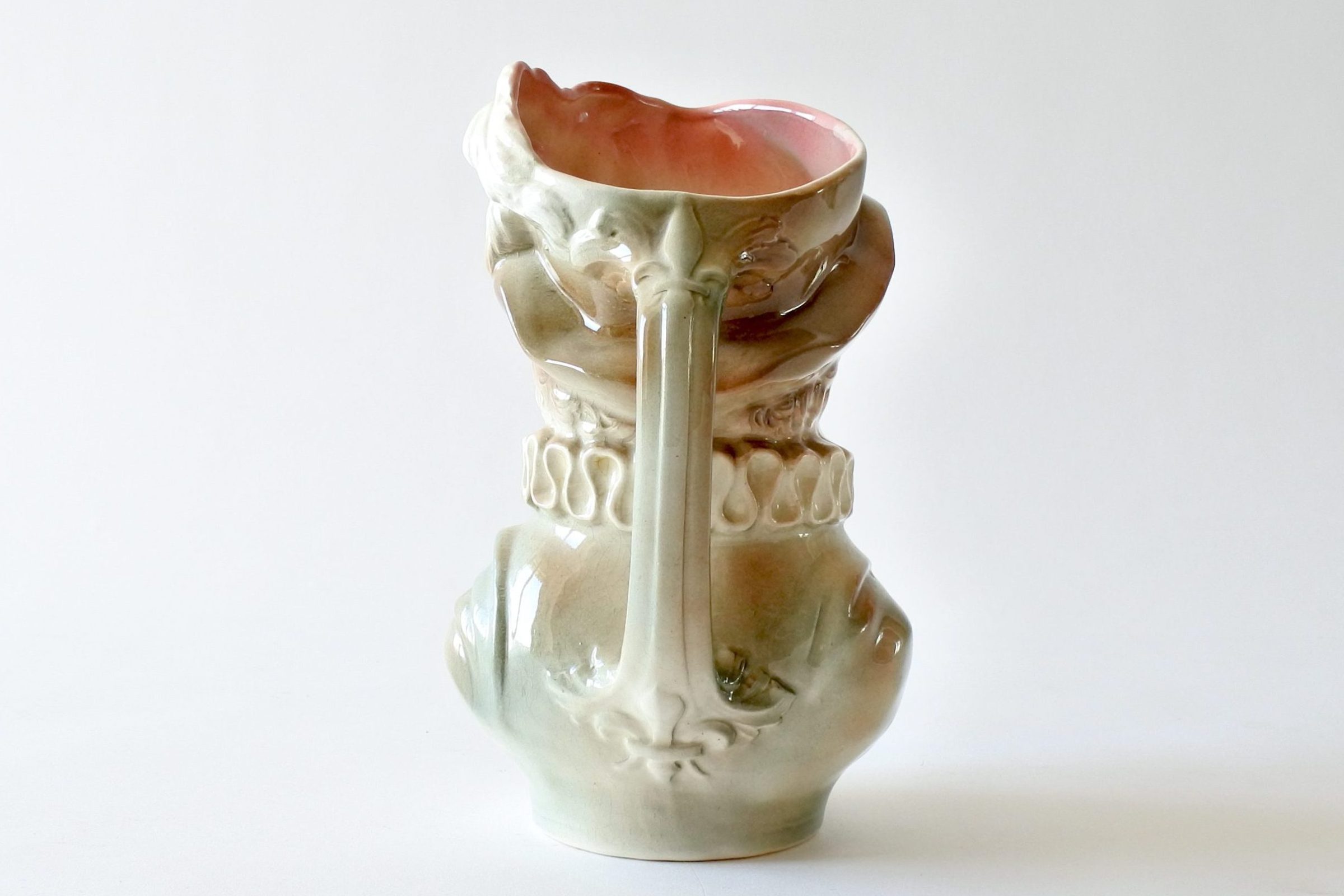 Brocca in ceramica barbotine rappresentante busto del re Enrico IV° - 3