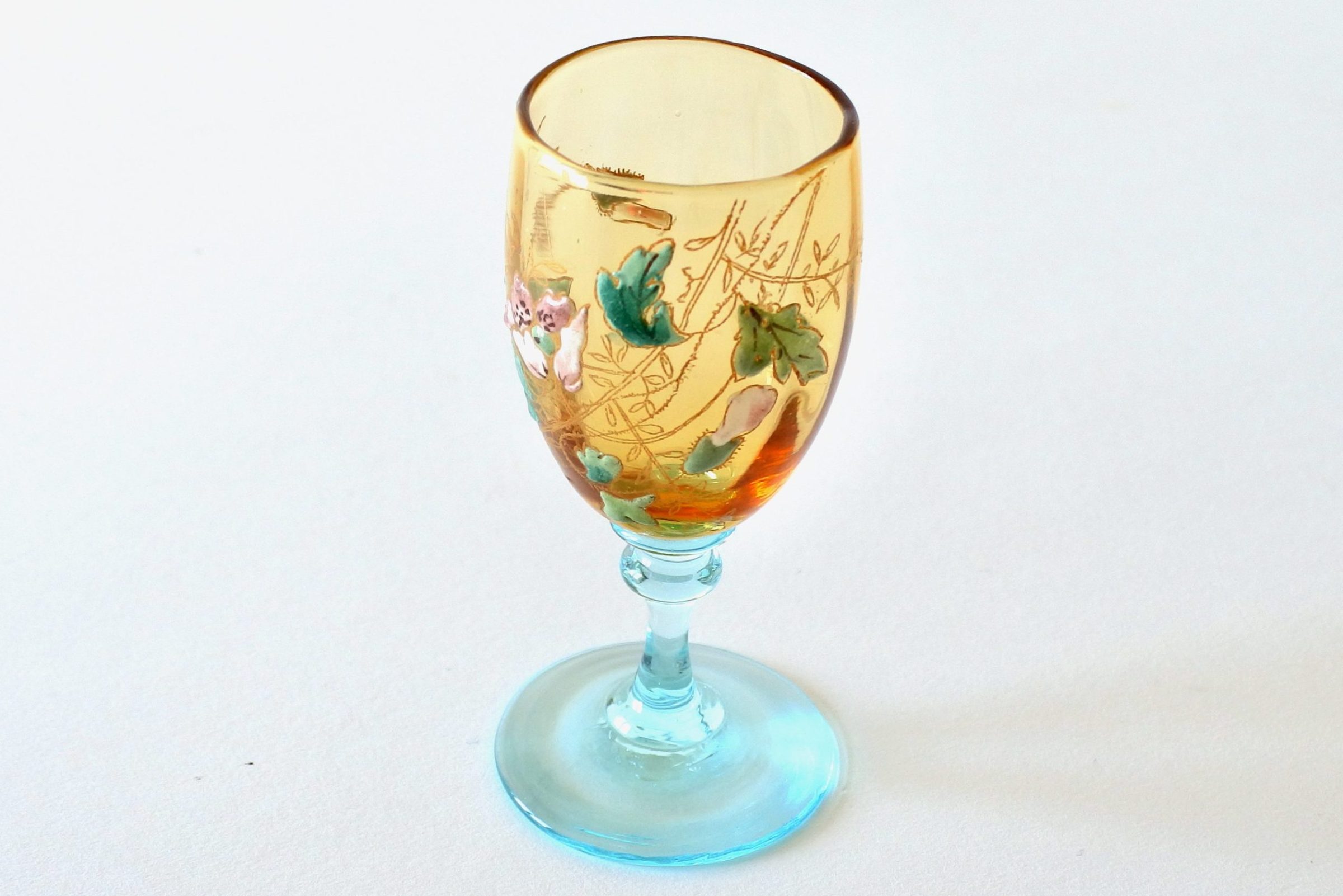 Bicchierino antico Legras a calice in vetro soffiato e smaltato con fiori - 5