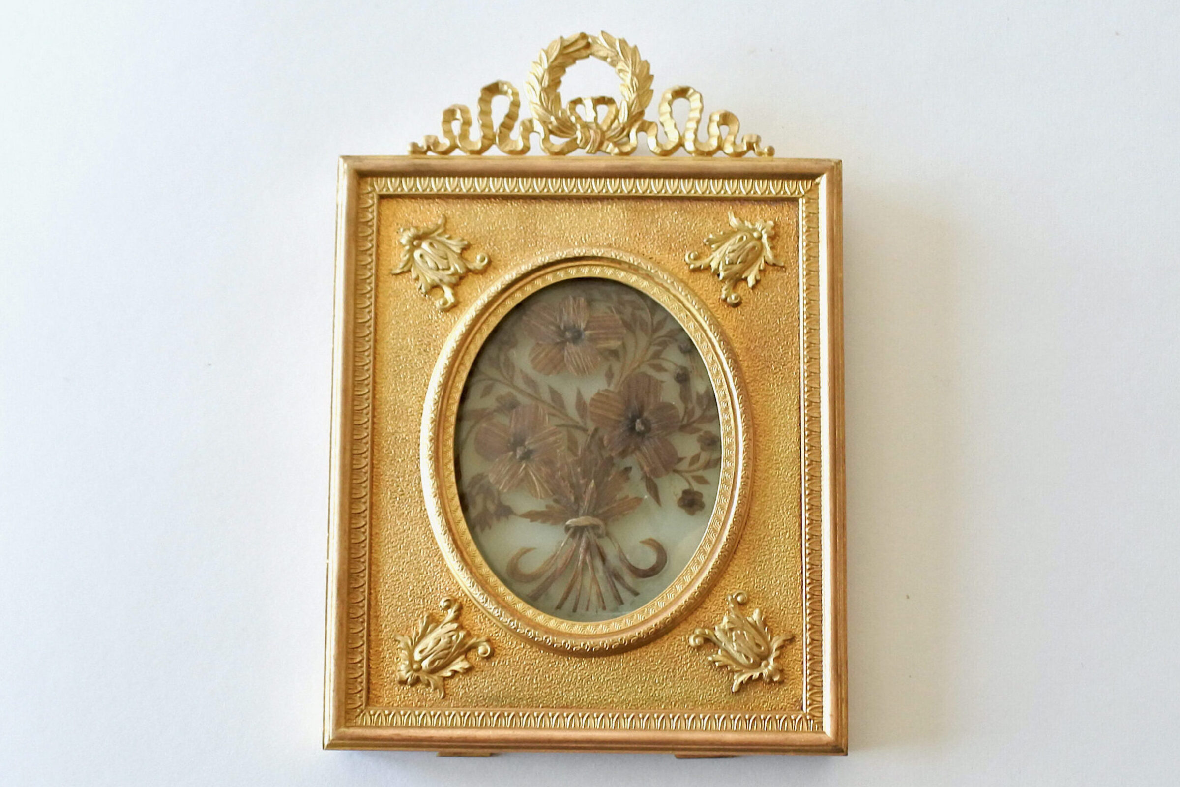 Cornice portafoto antica in bronzo dorato finemente cesellato - 3