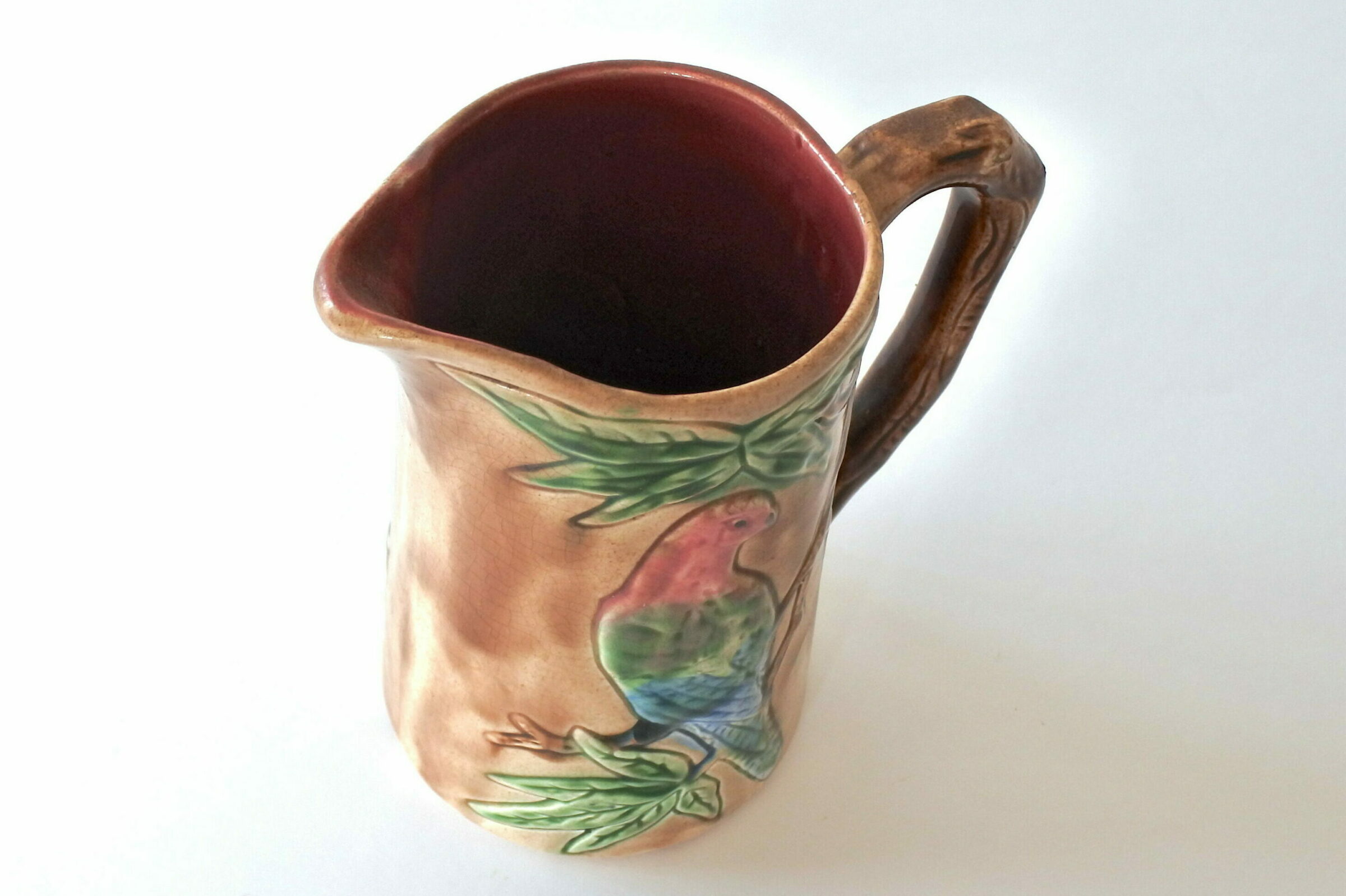 Brocca Orchies in ceramica barbotine con pappagalli su rami - 6