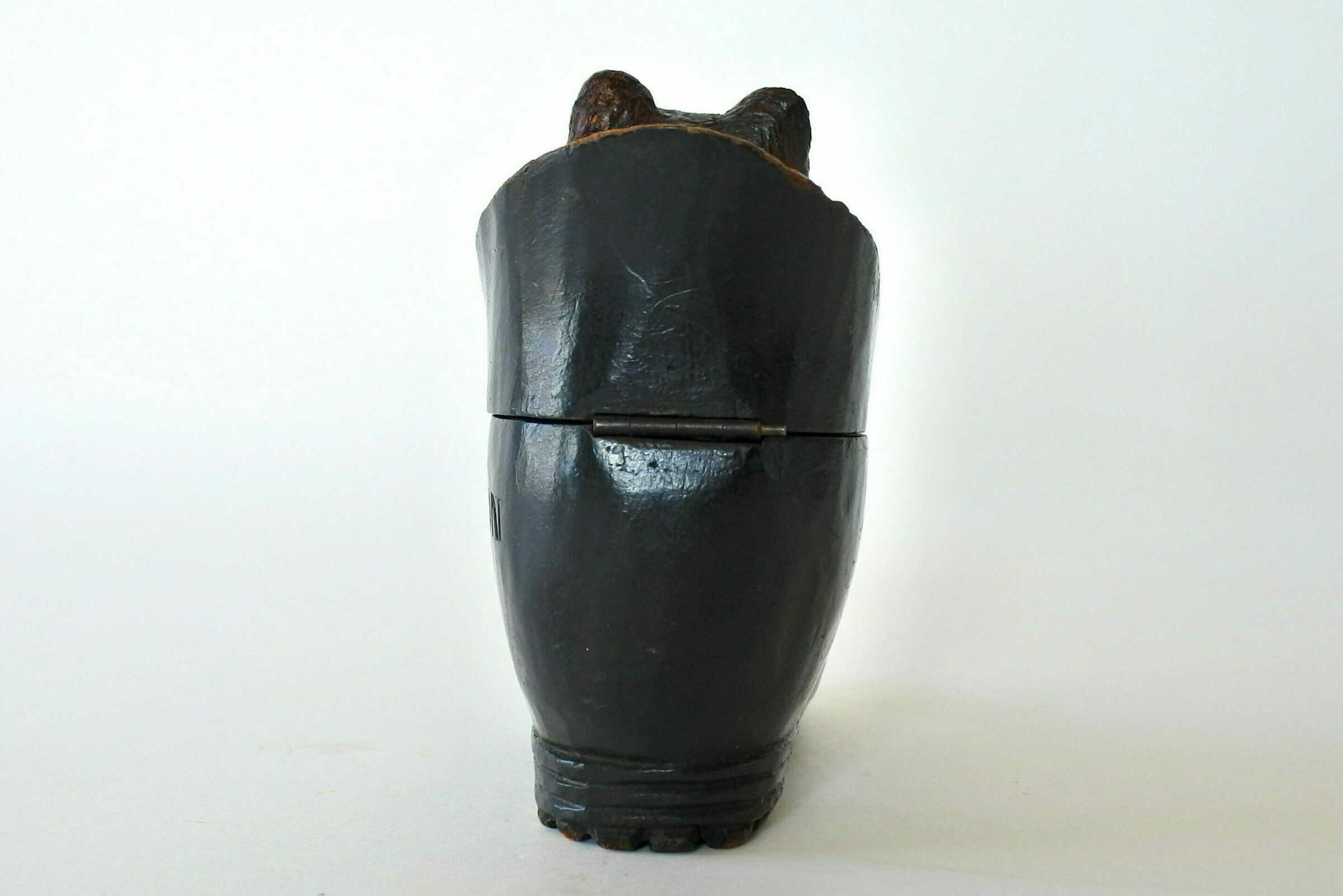 Calamaio in legno scolpito a forma di scarpone con gatto - 3