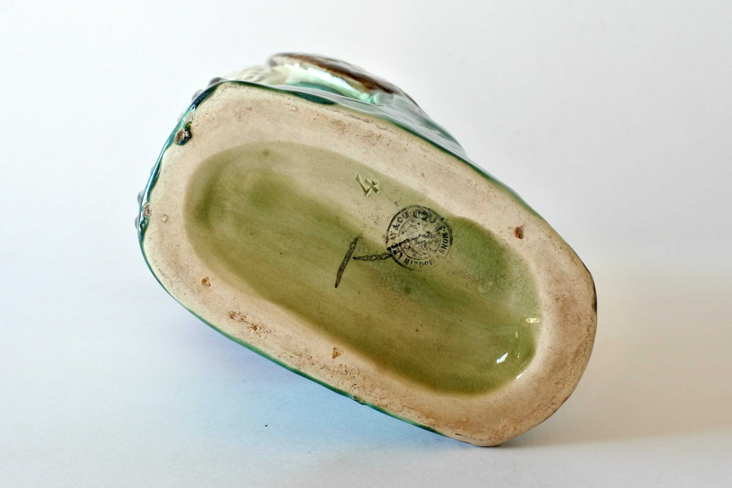 Brocca in ceramica barbotine a forma di civetta - 7