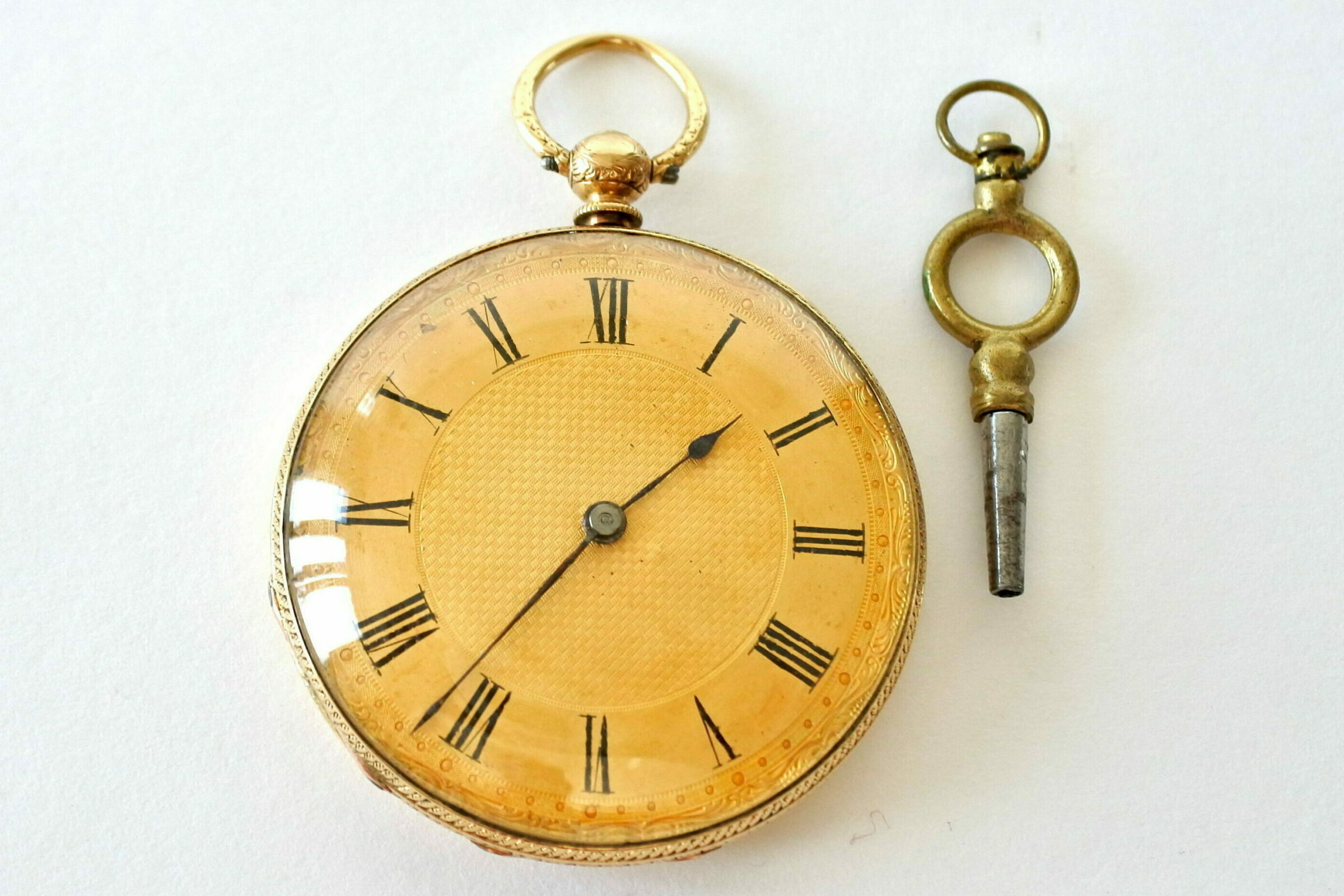 Orologio da tasca con carica a chiavetta e cassa in vermeil