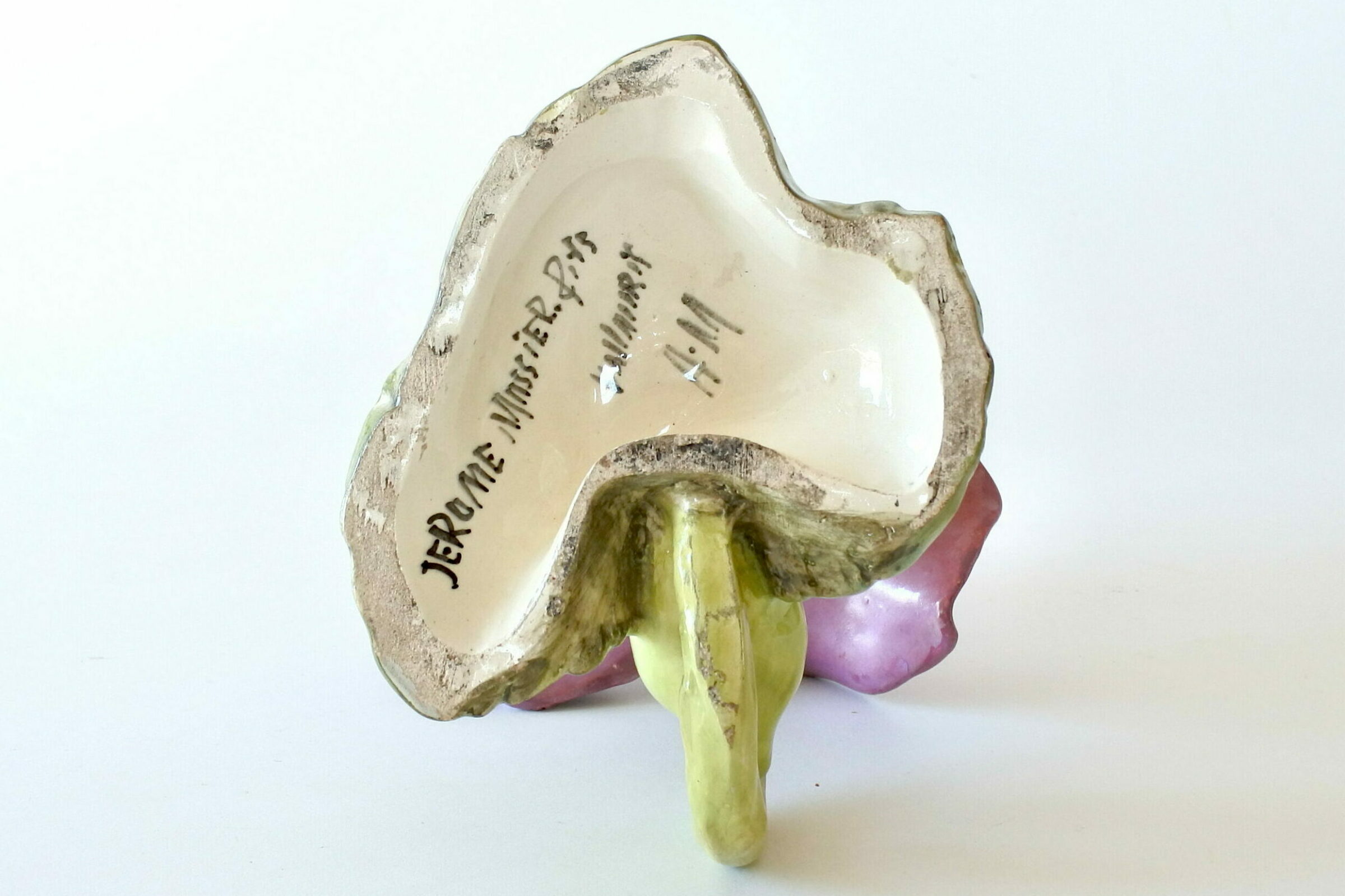 Vaso Massier in ceramica barbotine a forma di fiore viola - 7