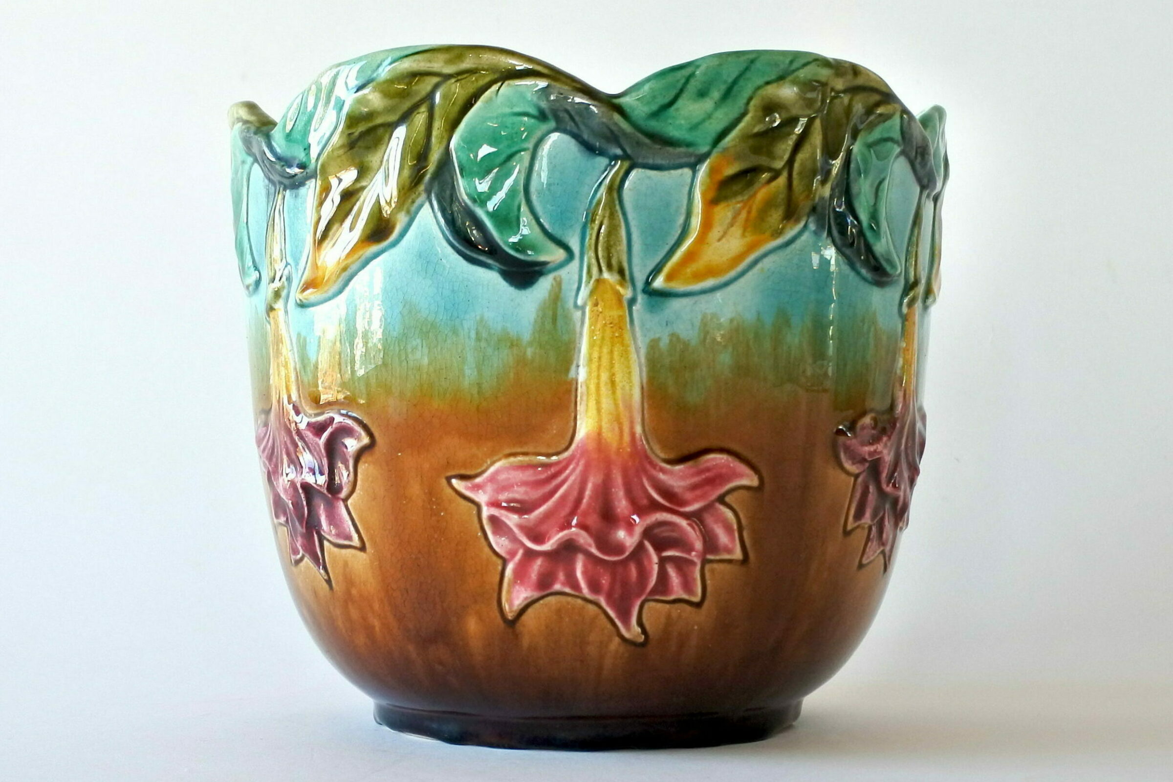 Cache pot Orchies in ceramica barbotine con fiori a tromboncino
