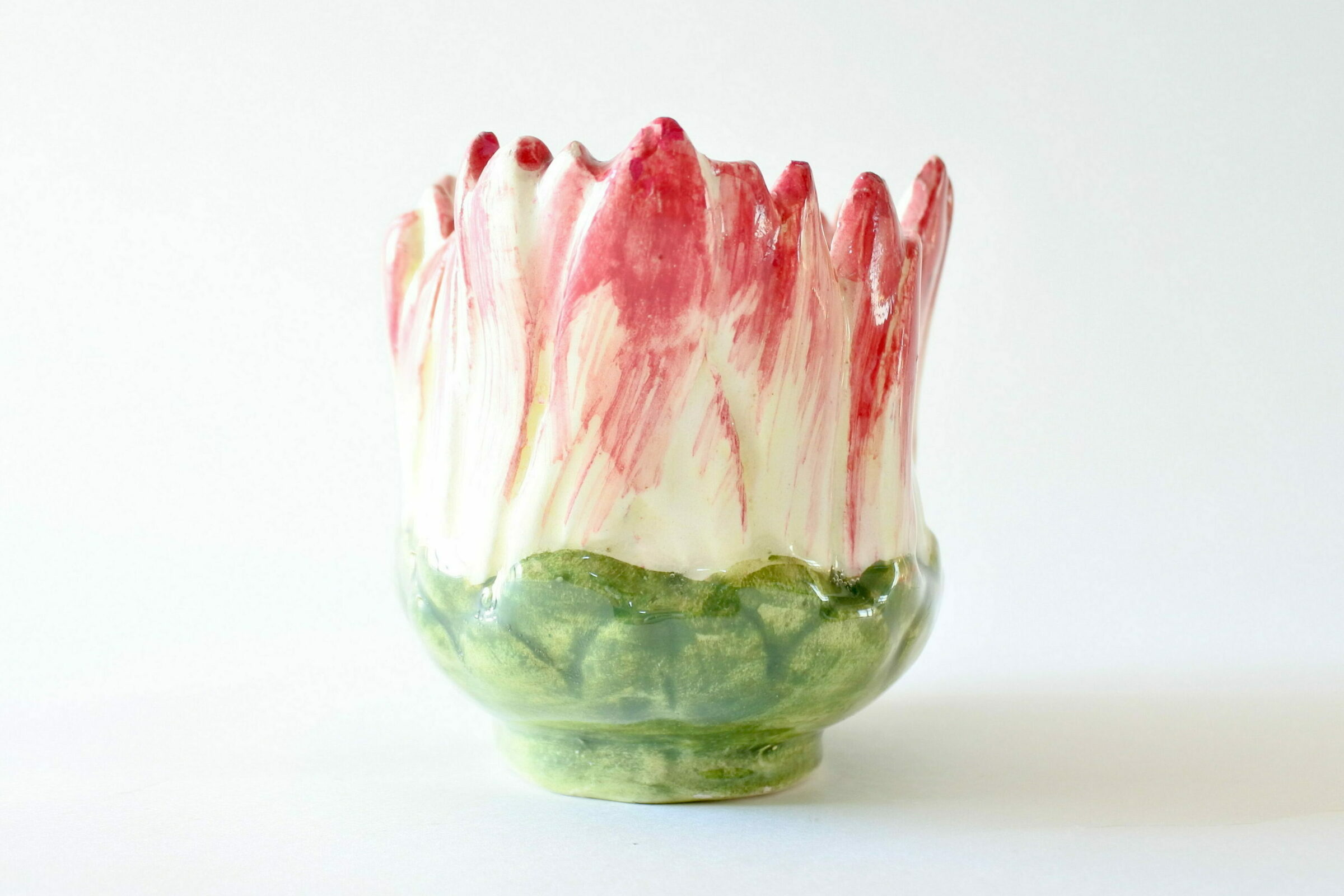 Piccola jardiniere Massier in ceramica barbotine con petali di dalia - 4