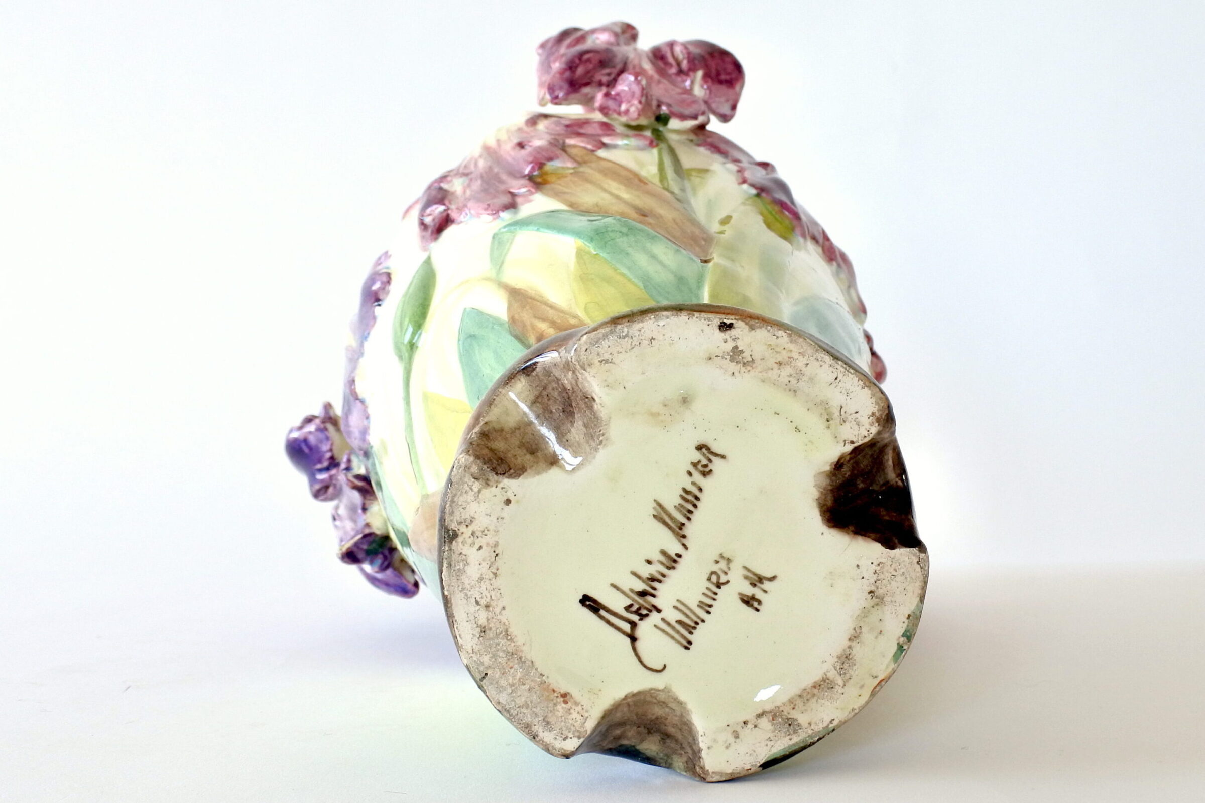 Vaso Massier in ceramica barbotine con fiori di iris germanico viola - 8