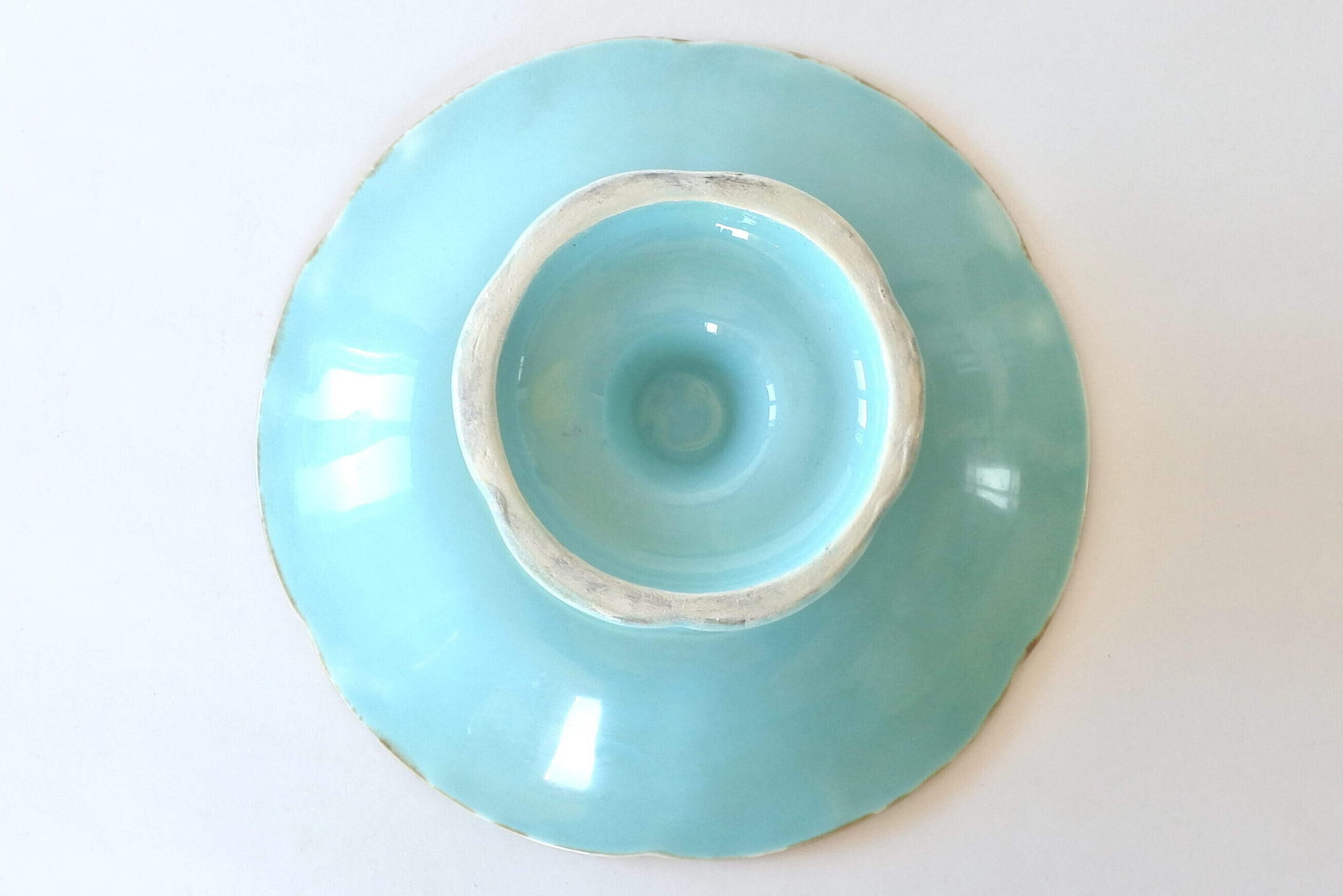 Alzatina in ceramica barbotine con fiori foglie e frutti di fragole - 5